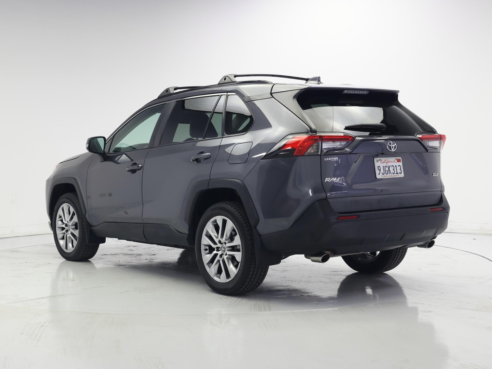 2023 Toyota RAV4 XLE Premium - Photo 3