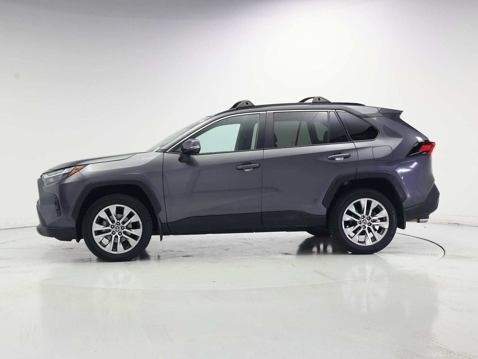 2023 Toyota RAV4 XLE Premium - Photo 4