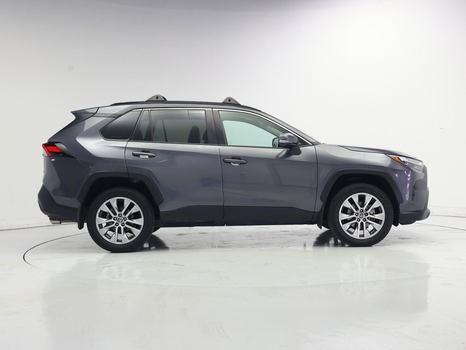 2023 Toyota RAV4 XLE Premium - Photo 8