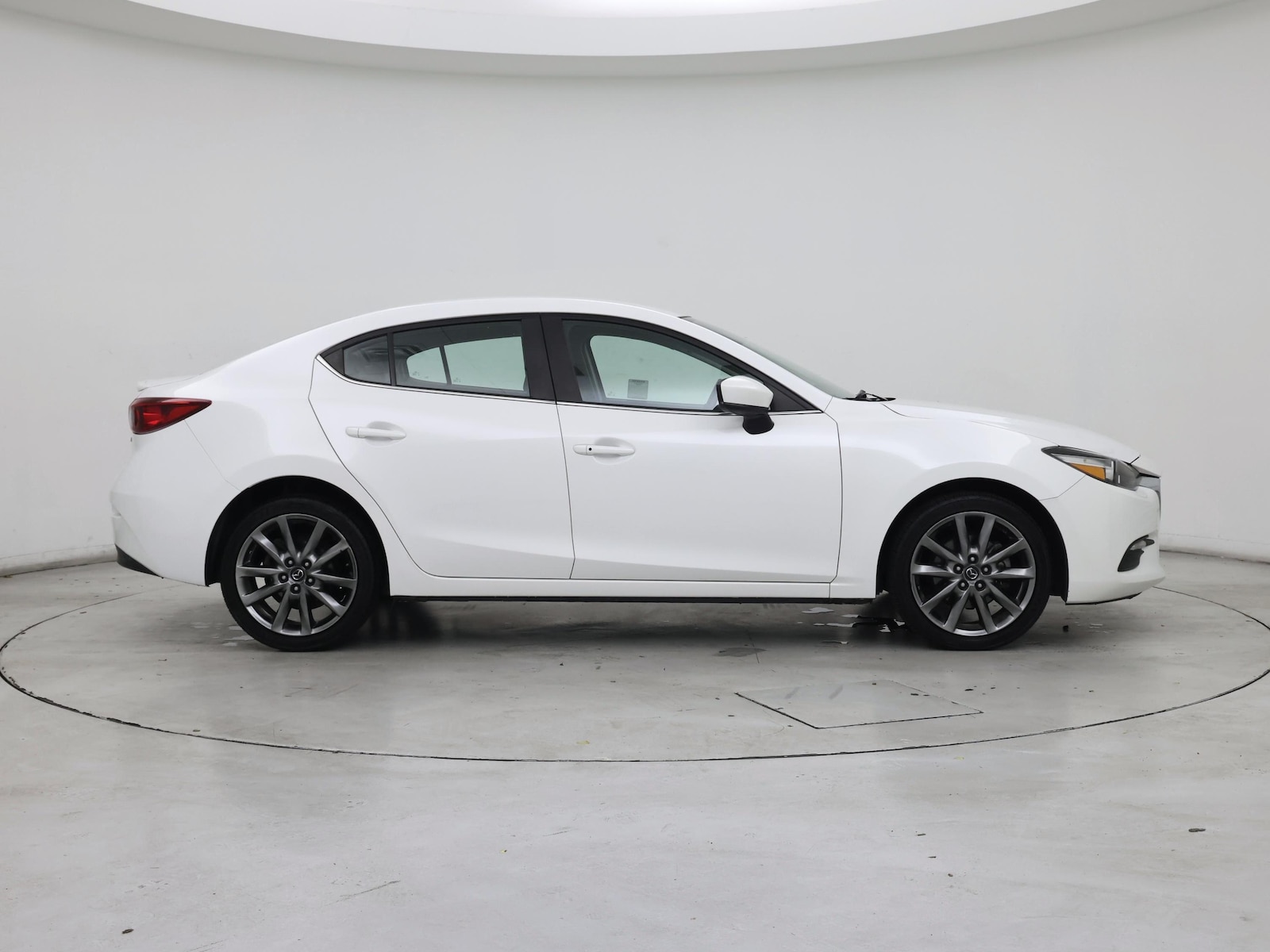 2018 Mazda Mazda3 Touring - Photo 8