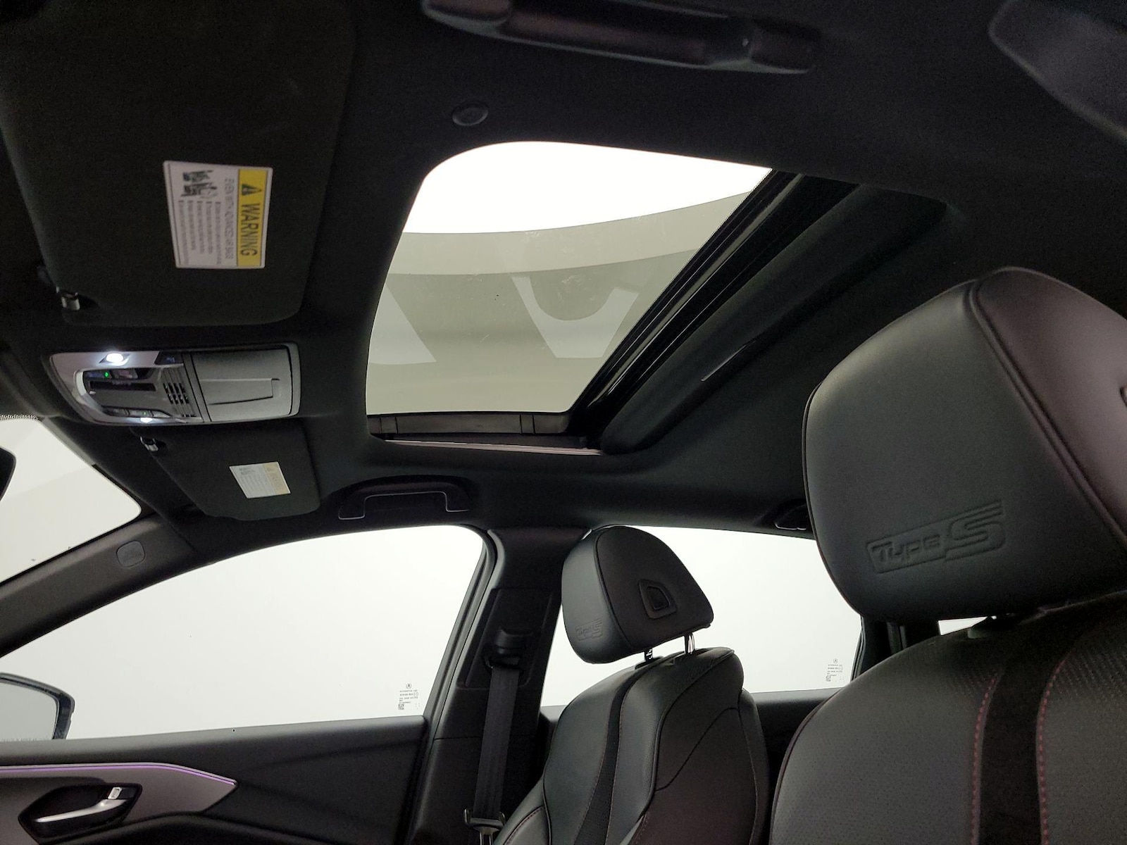 Sunroof(s) & Overhead Airbags