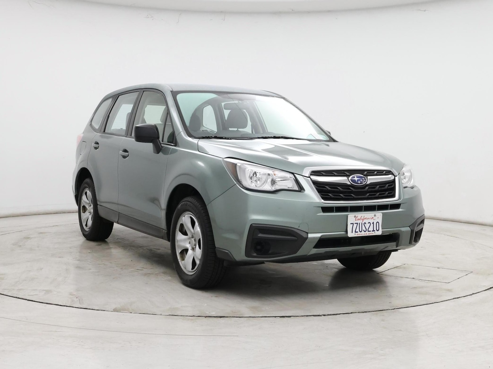 2018 Subaru Forester Base - Photo 2