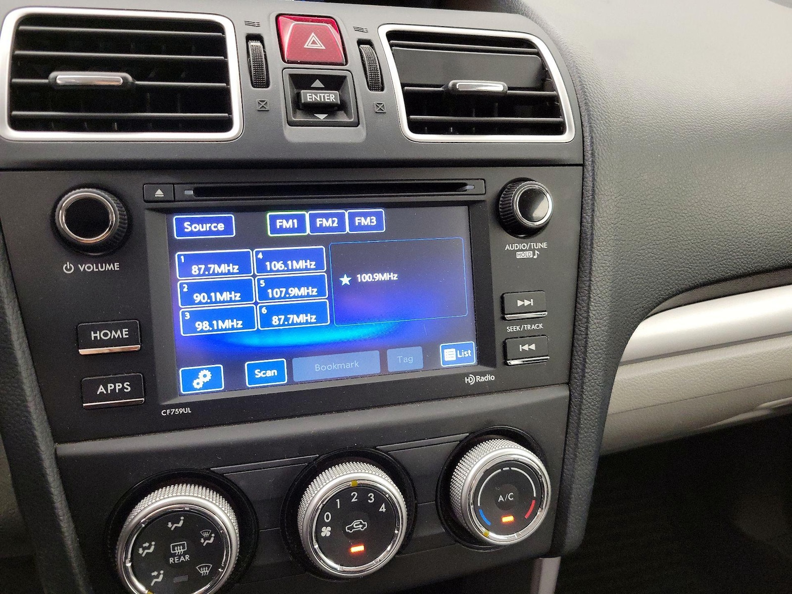 2018 Subaru Forester Base - Photo 16