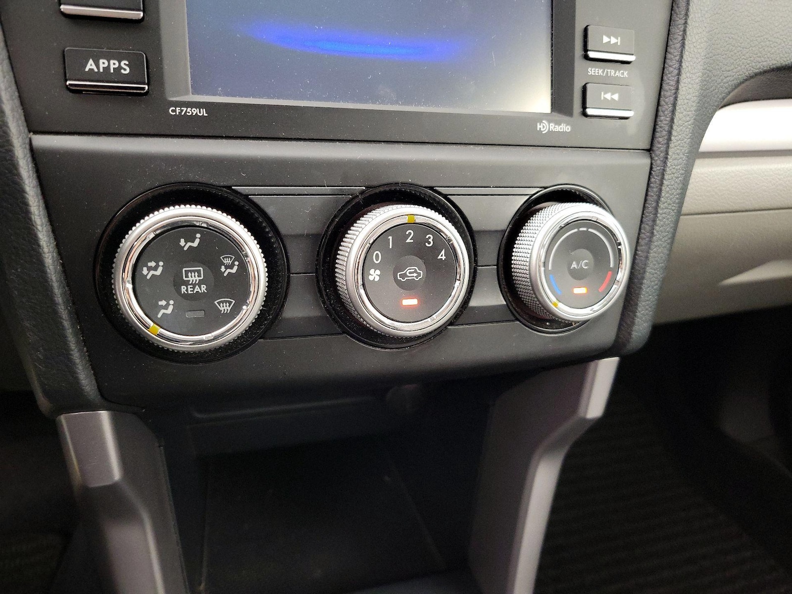 2018 Subaru Forester Base - Photo 17