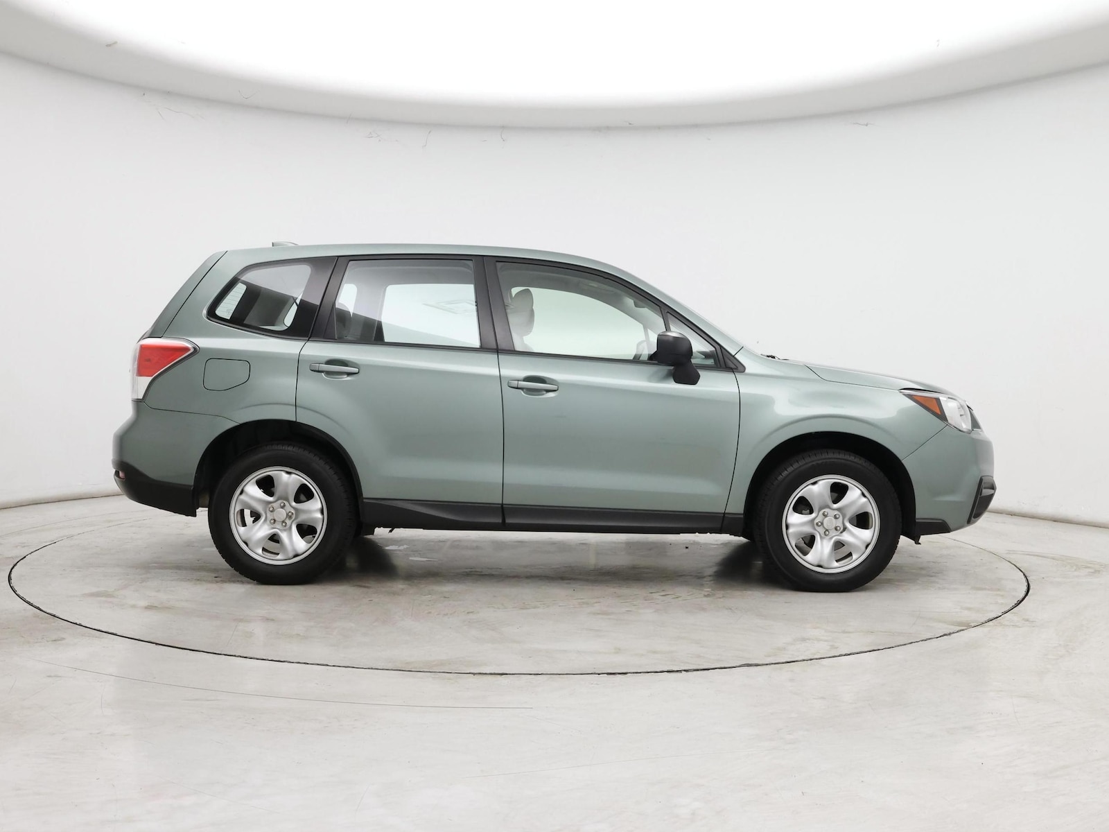 2018 Subaru Forester Base - Photo 8