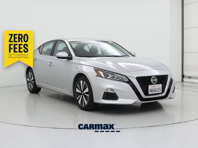 Silver 2021 Nissan Altima Sedan Front-Wheel Drive Automatic