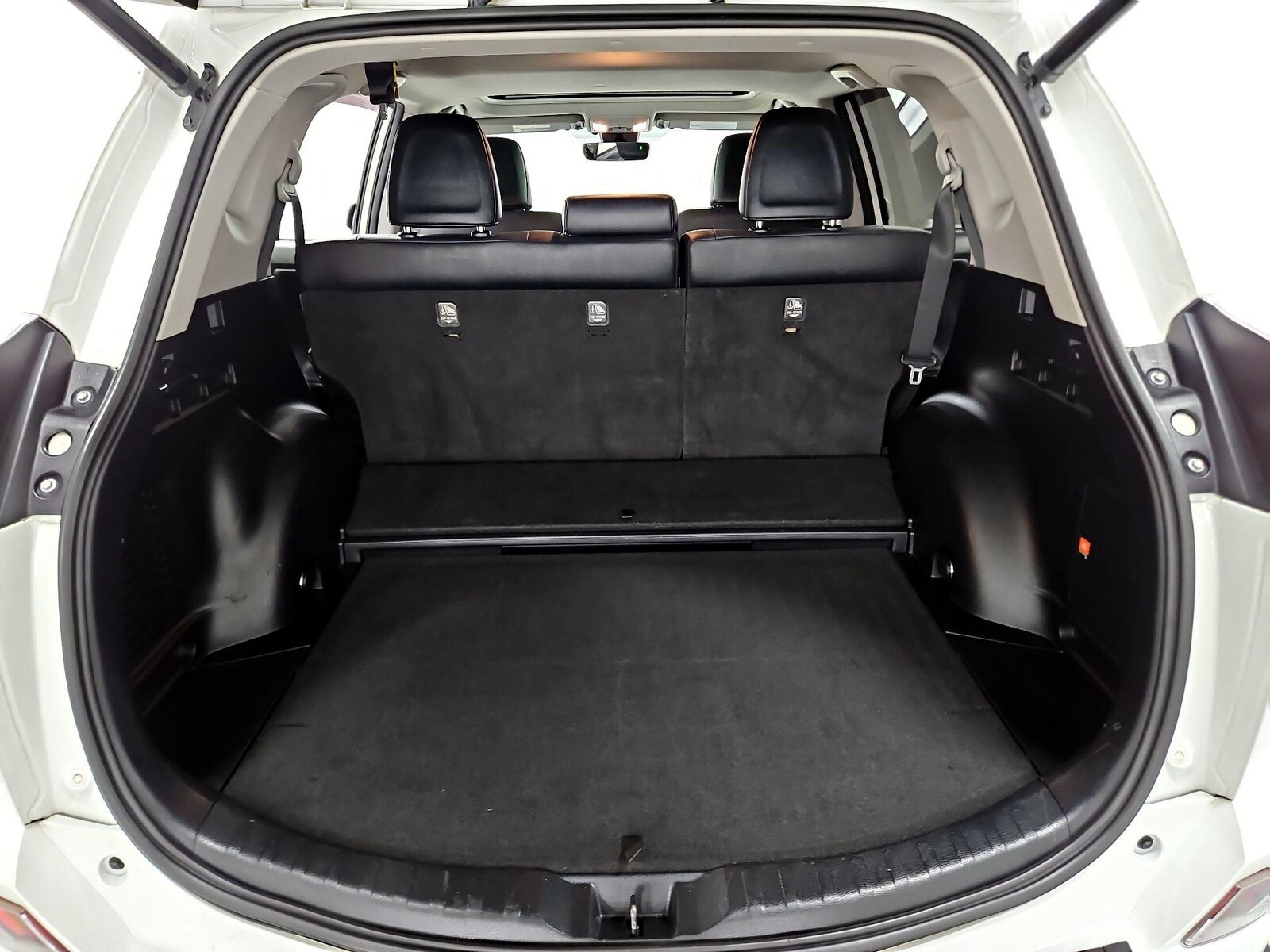 2018 Toyota RAV4 Limited - Photo 22