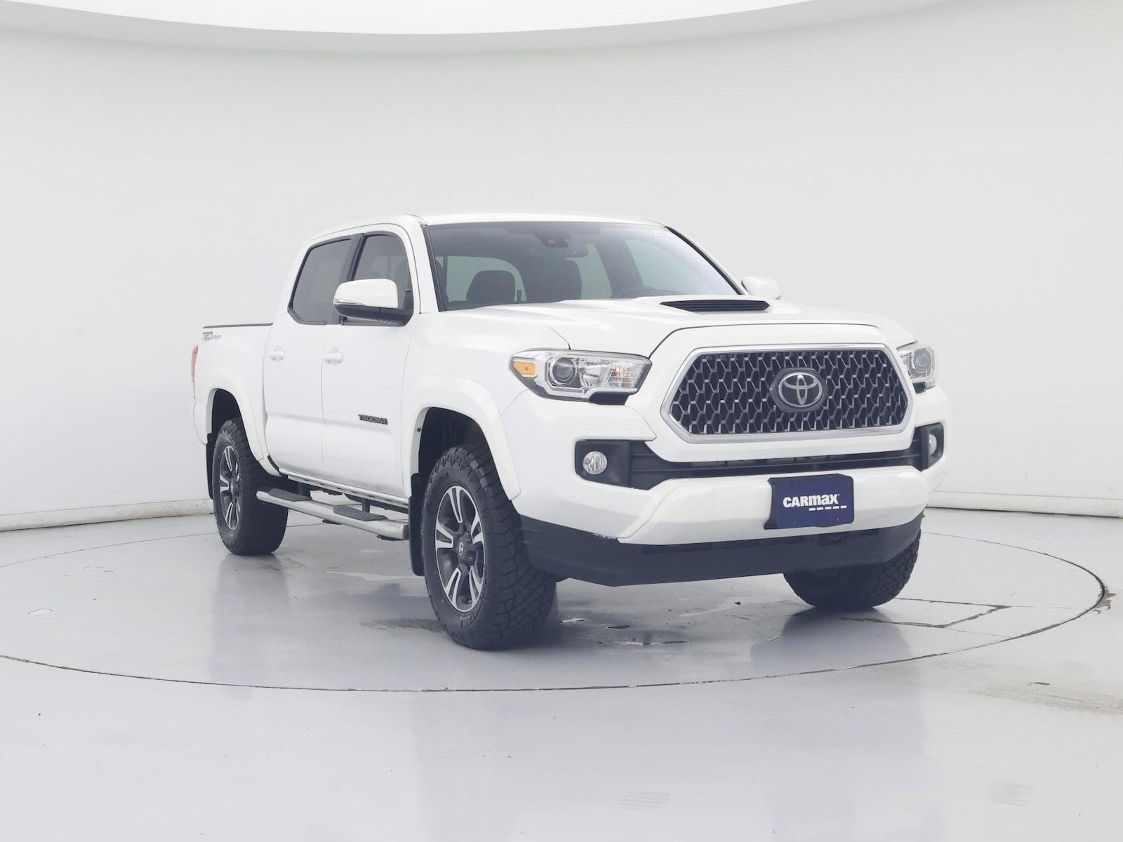 2019 Toyota Tacoma TRD Sport - Photo 2