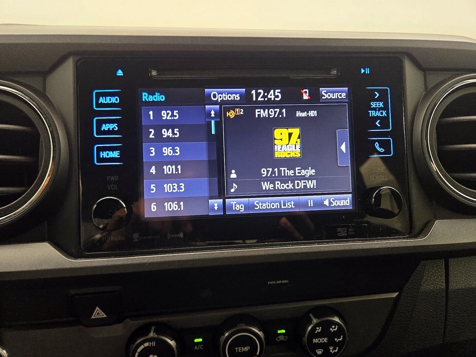 2019 Toyota Tacoma TRD Sport - Photo 16