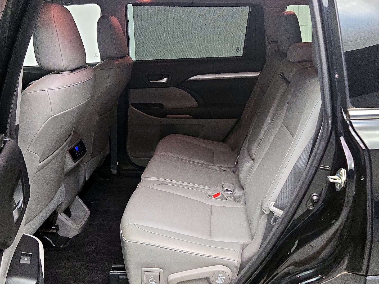 Rear Air Conditioning