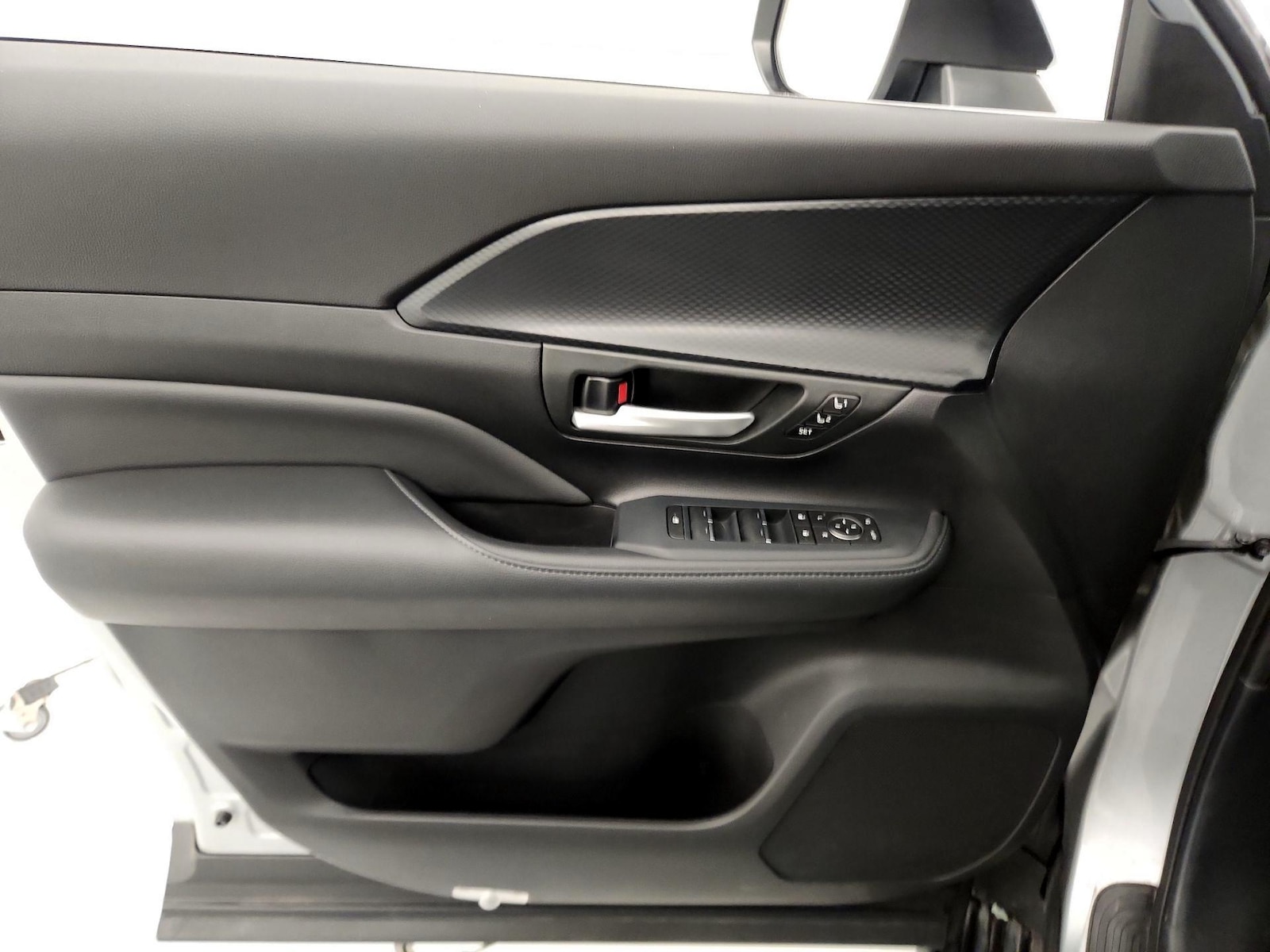 2024 Toyota Grand Highlander Limited - Photo 13