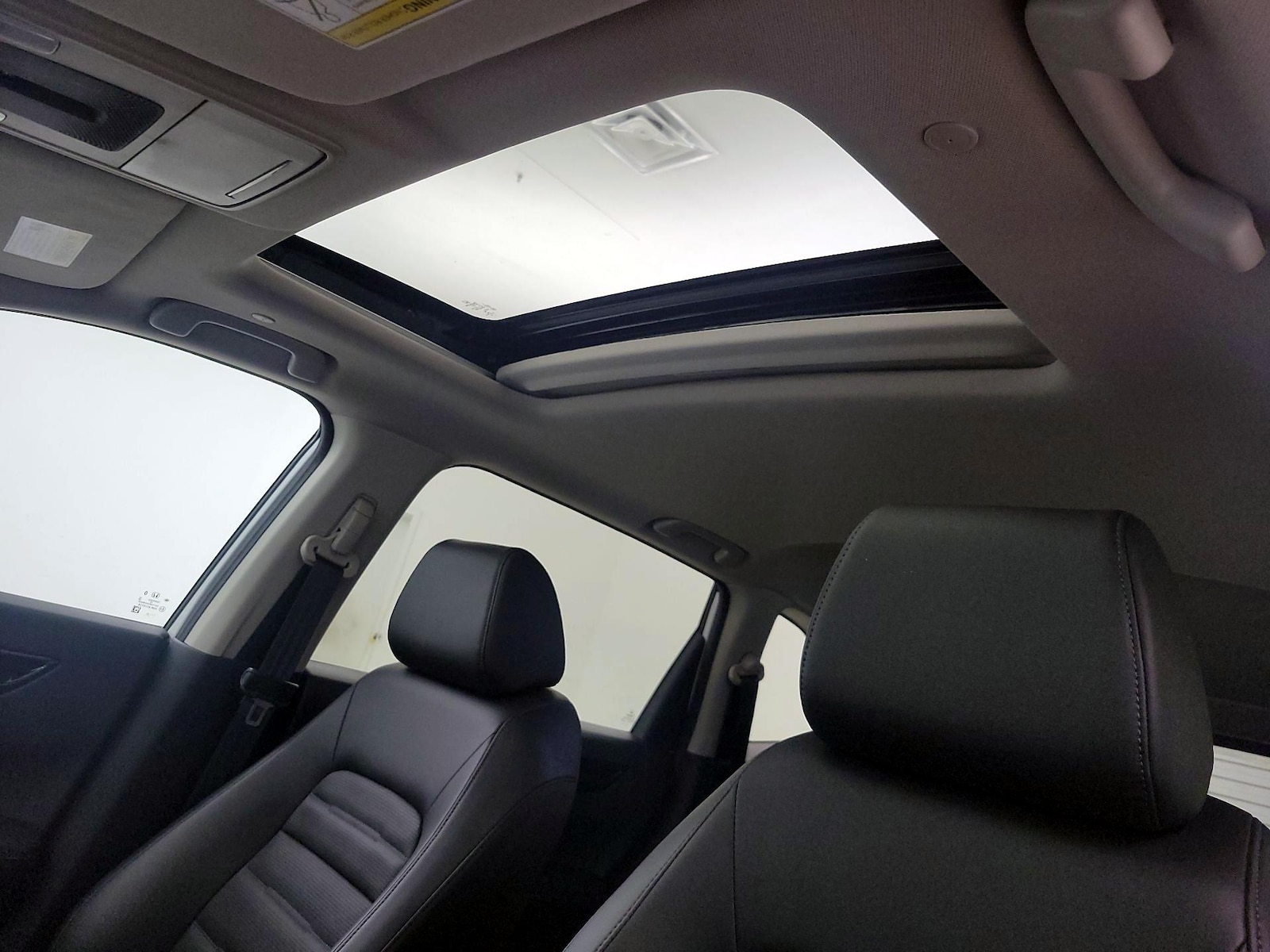 Sunroof(s) & Overhead Airbags