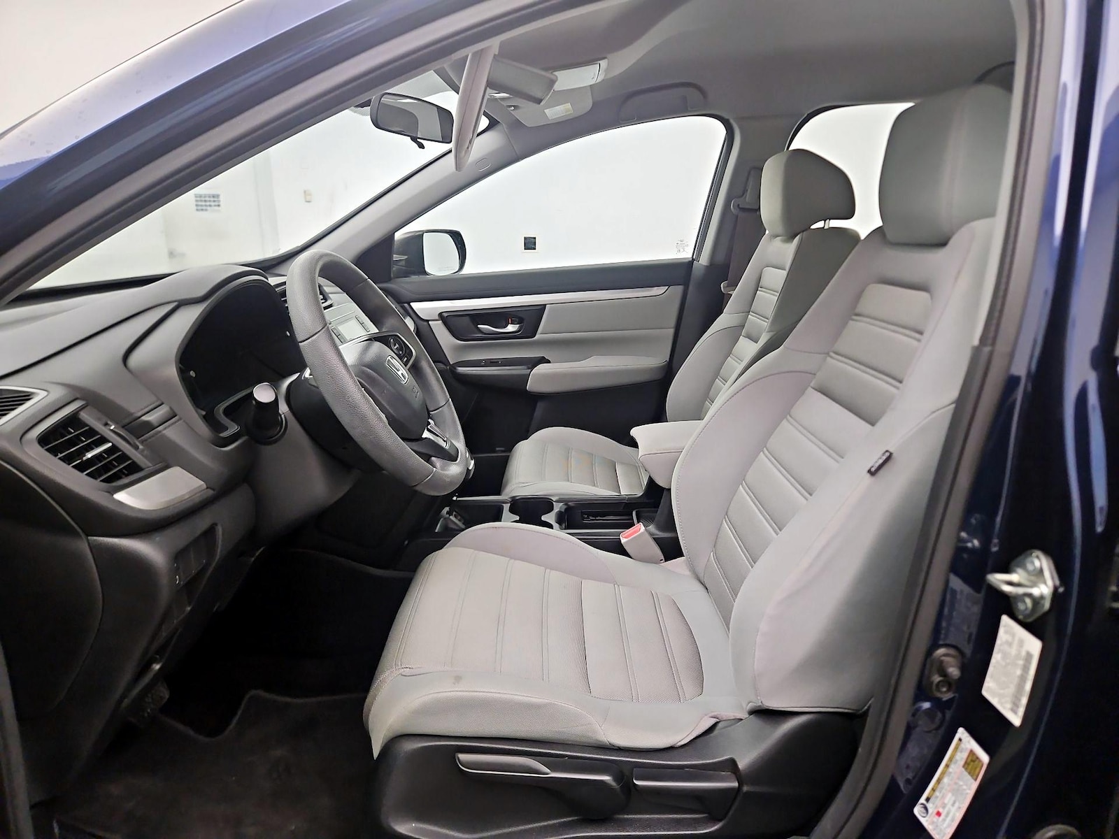 2017 Honda CR-V LX - Photo 10