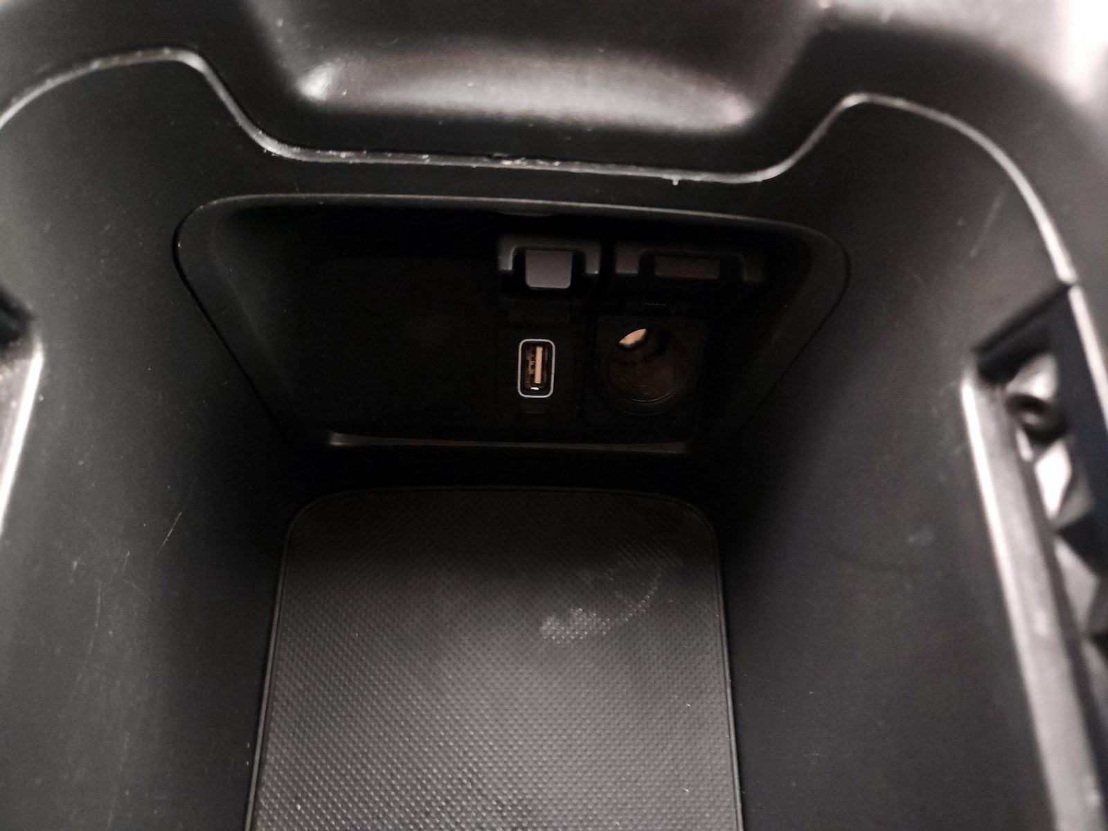 2017 Honda CR-V LX - Photo 17