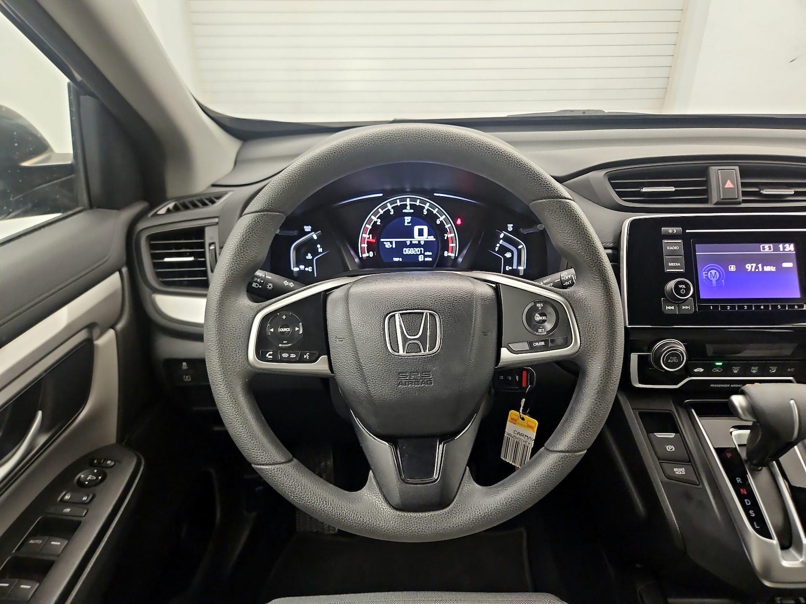 2017 Honda CR-V LX - Photo 9