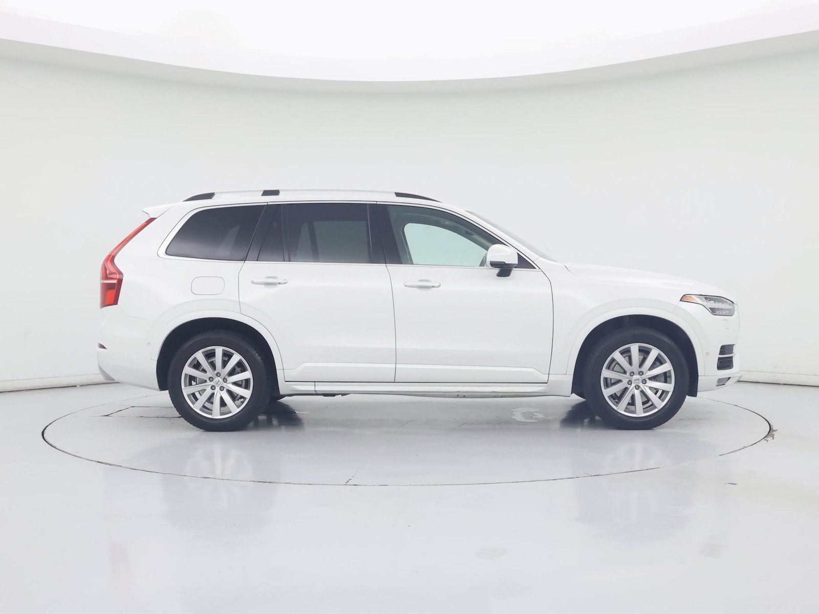 2016 Volvo XC90 Momentum - Photo 8