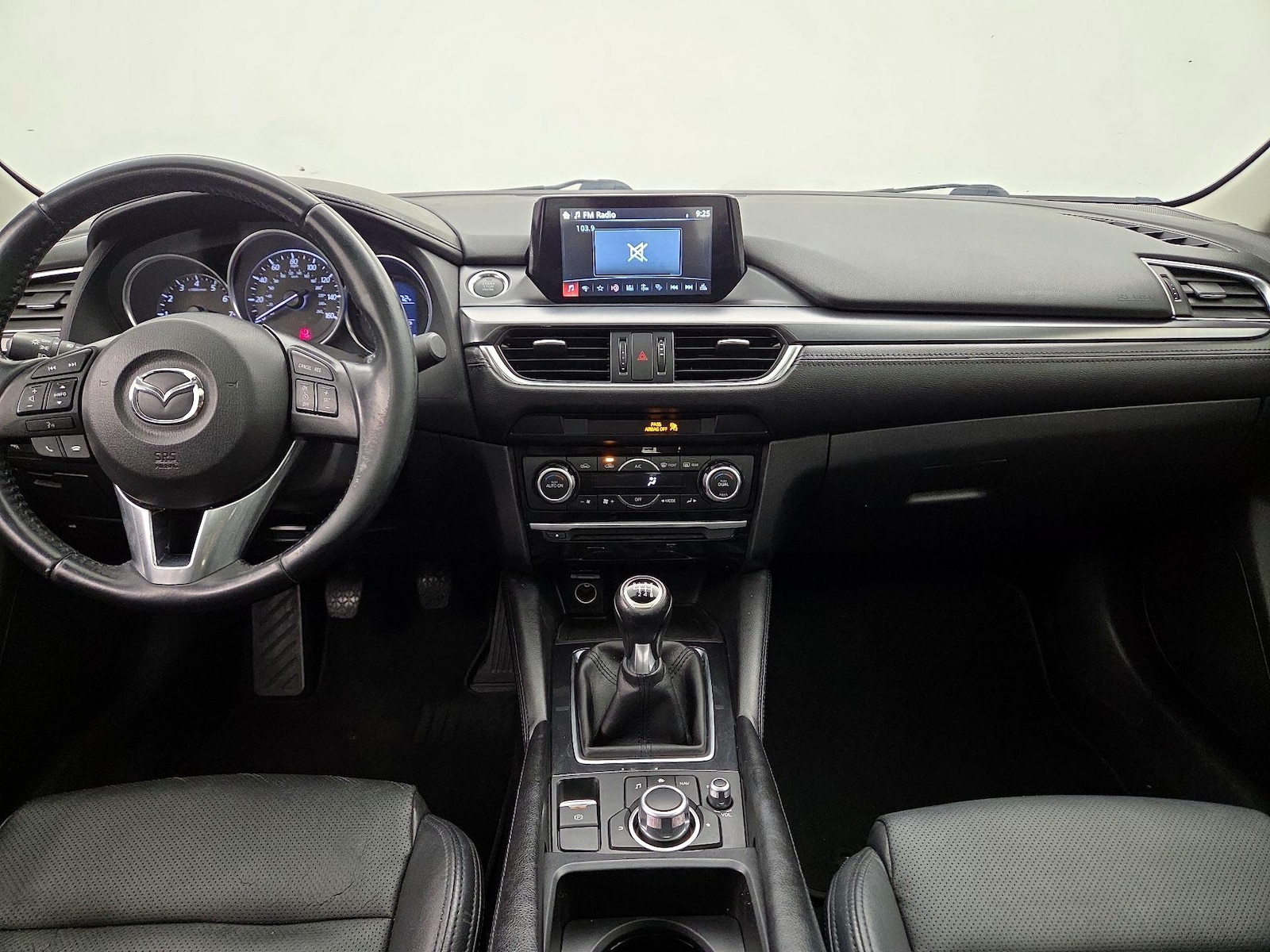 2016 Mazda MAZDA6 i Touring - Photo 10