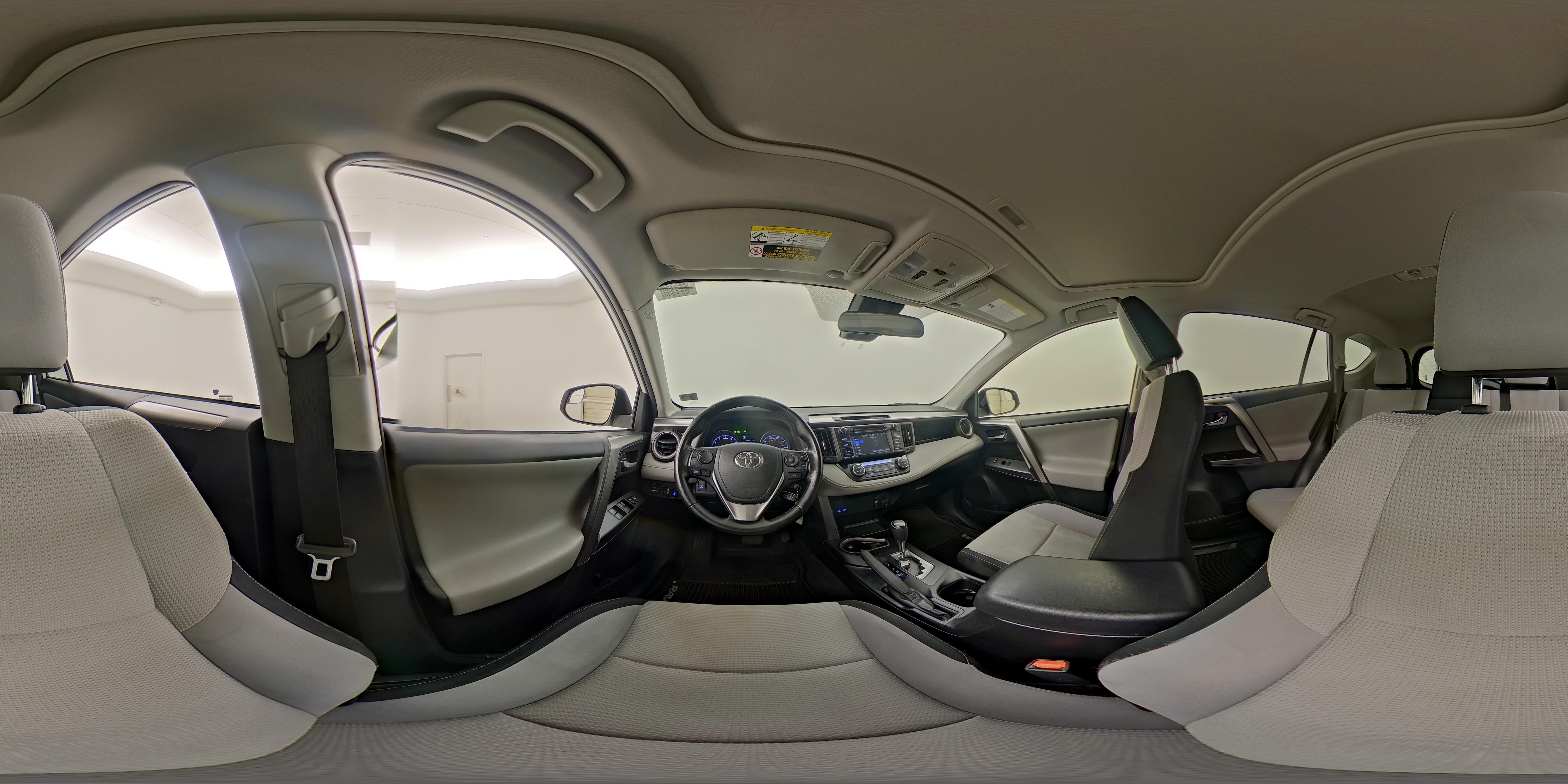 2017 Toyota RAV4 XLE - Photo 27