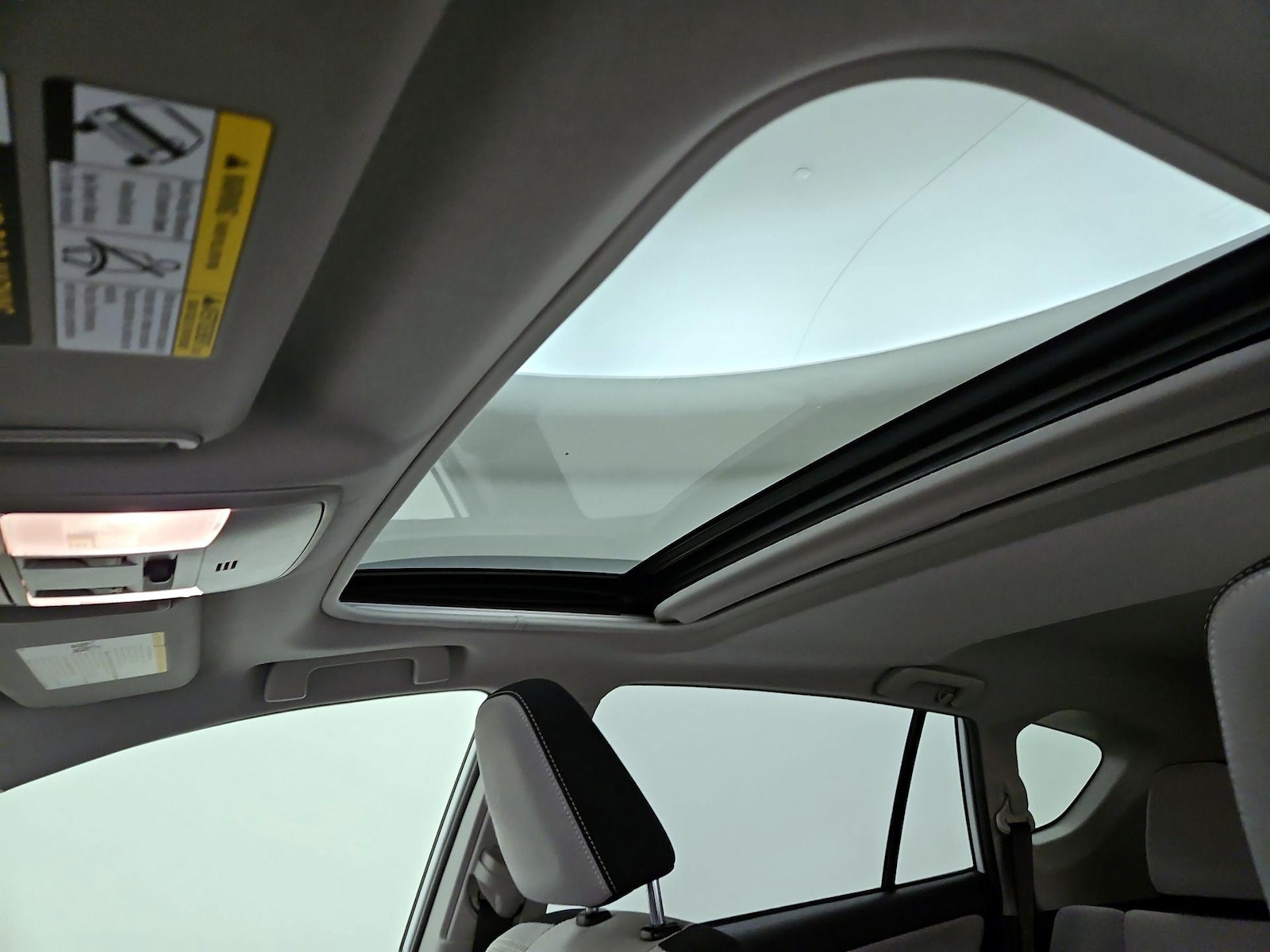 2017 Toyota RAV4 XLE - Photo 20