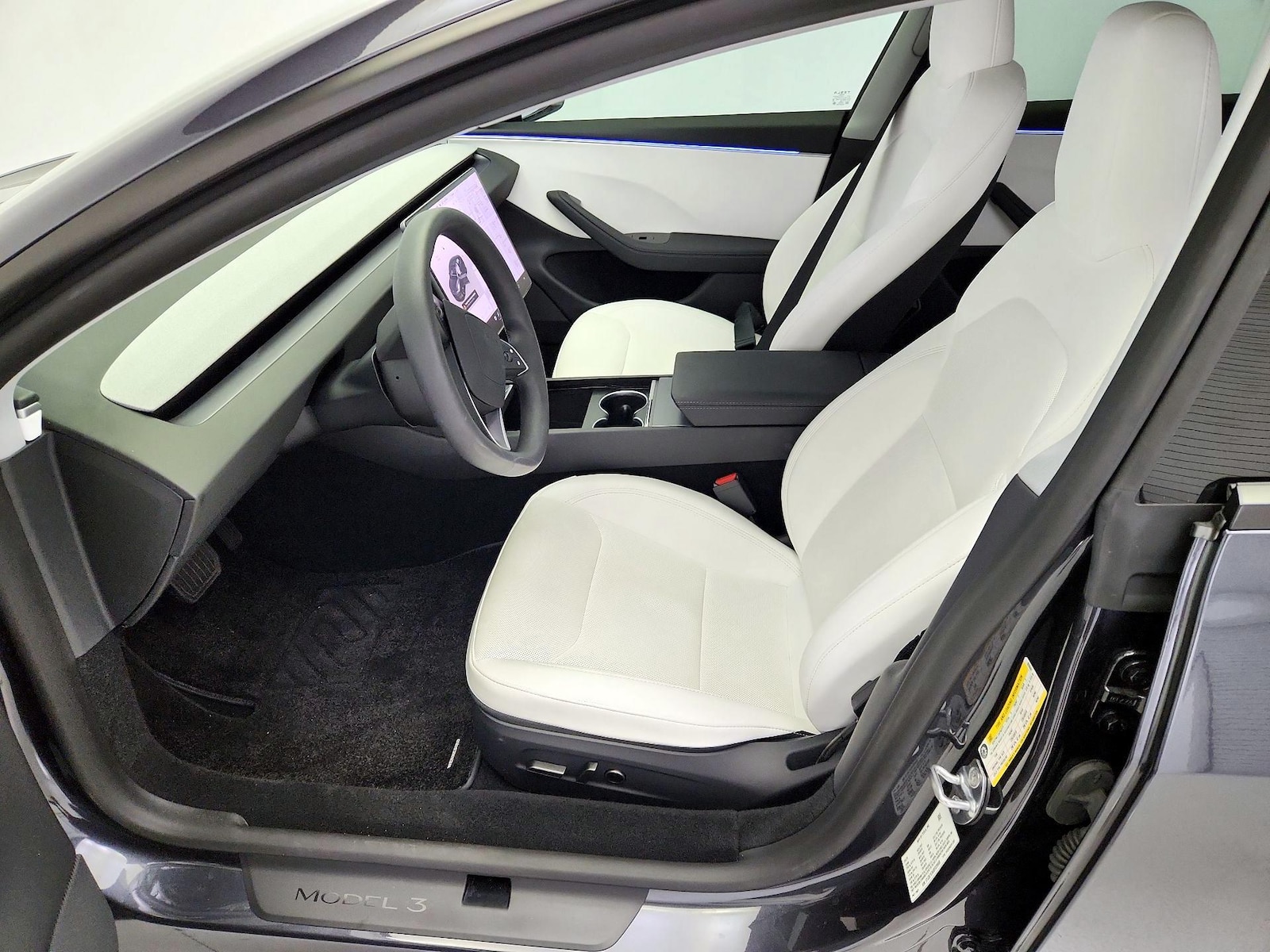 2025 Tesla Model 3 Long Range - Photo 12