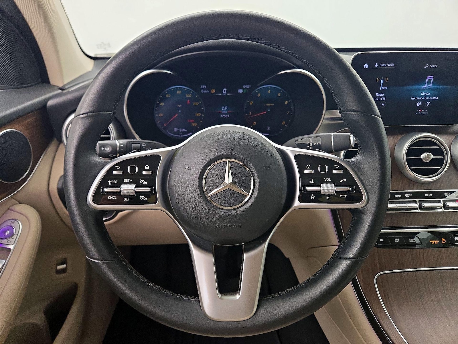 2022 Mercedes-Benz GLC GLC300 - Photo 11