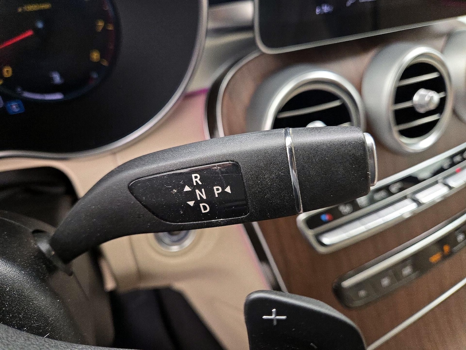 2022 Mercedes-Benz GLC GLC300 - Photo 18