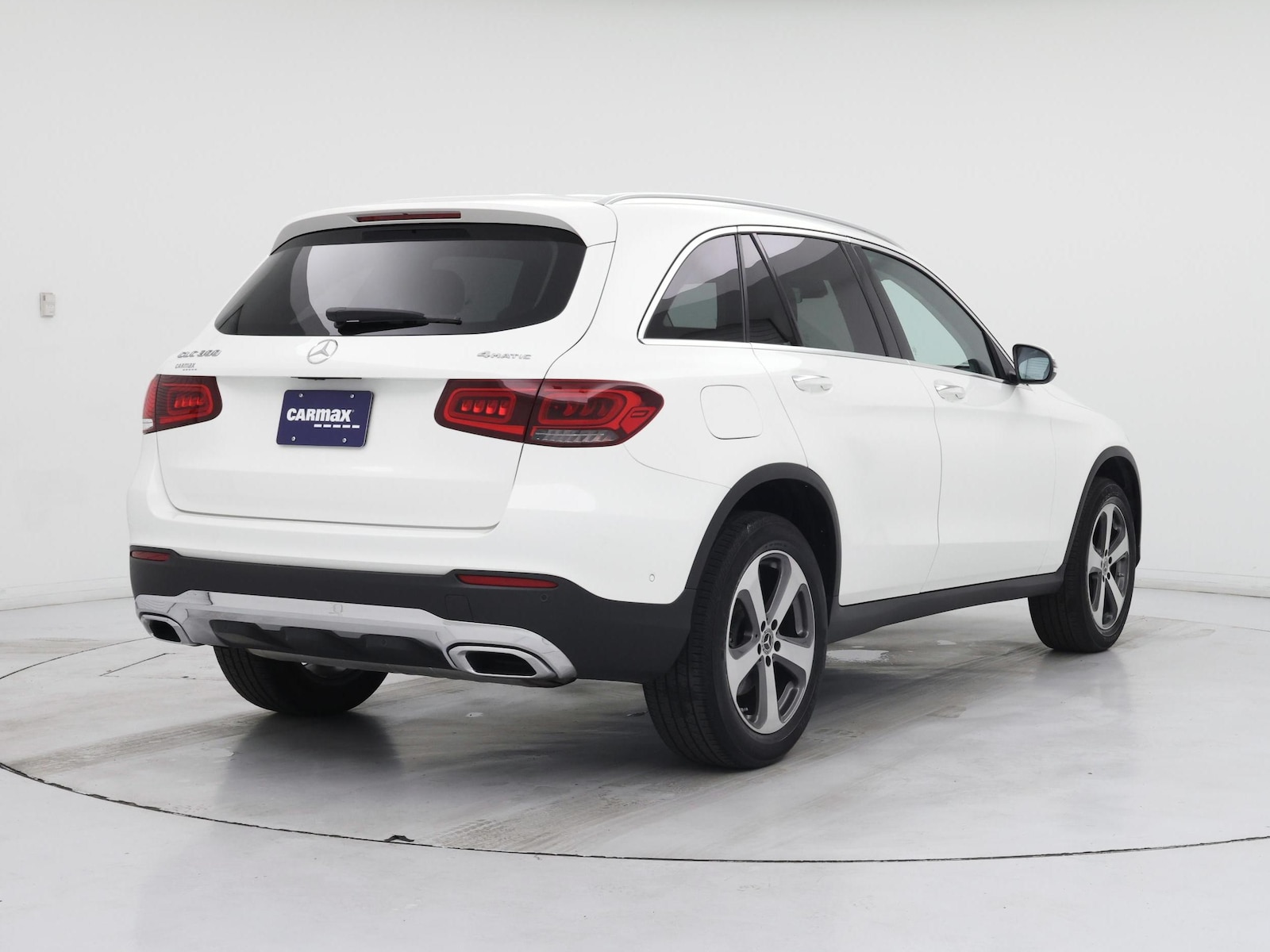 2022 Mercedes-Benz GLC GLC300 - Photo 9