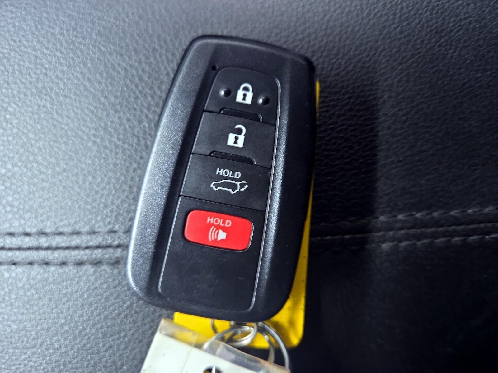 2021 Toyota RAV4 XLE Premium - Photo 21