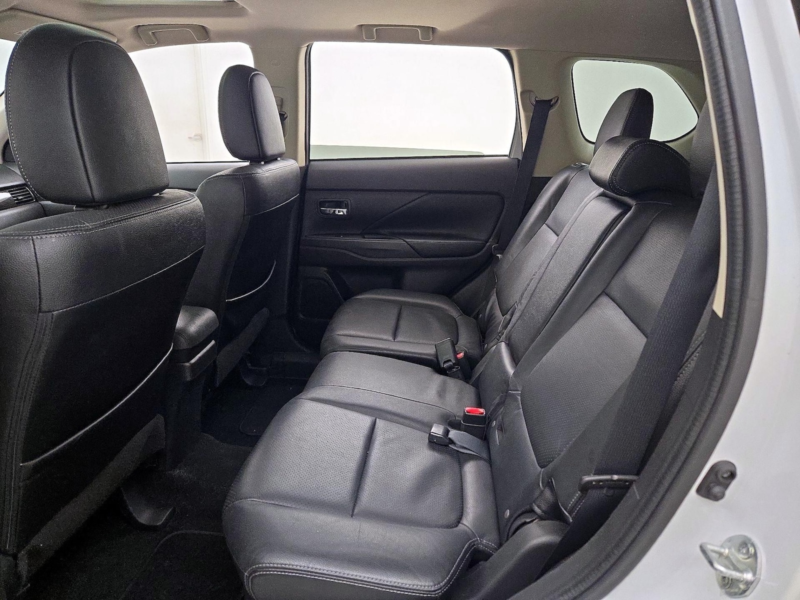 Rear Entertainment System