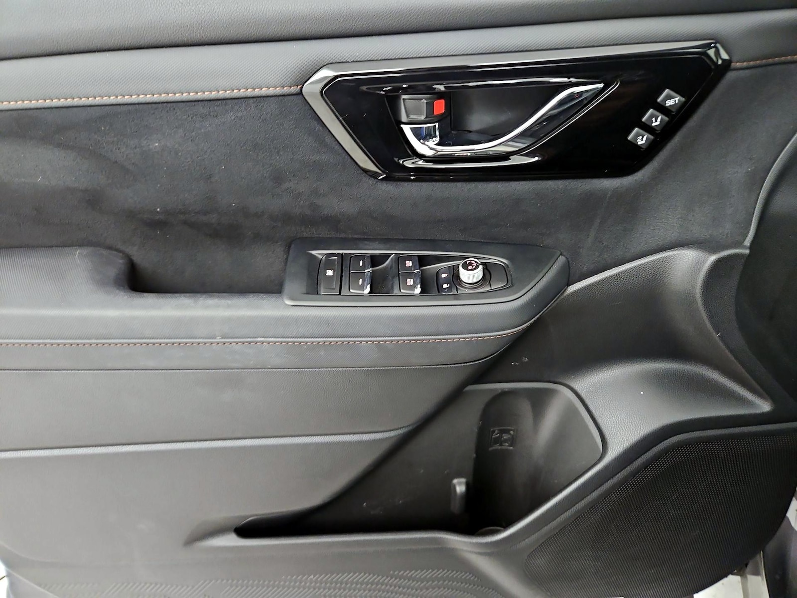 2025 Subaru Forester Touring - Photo 13