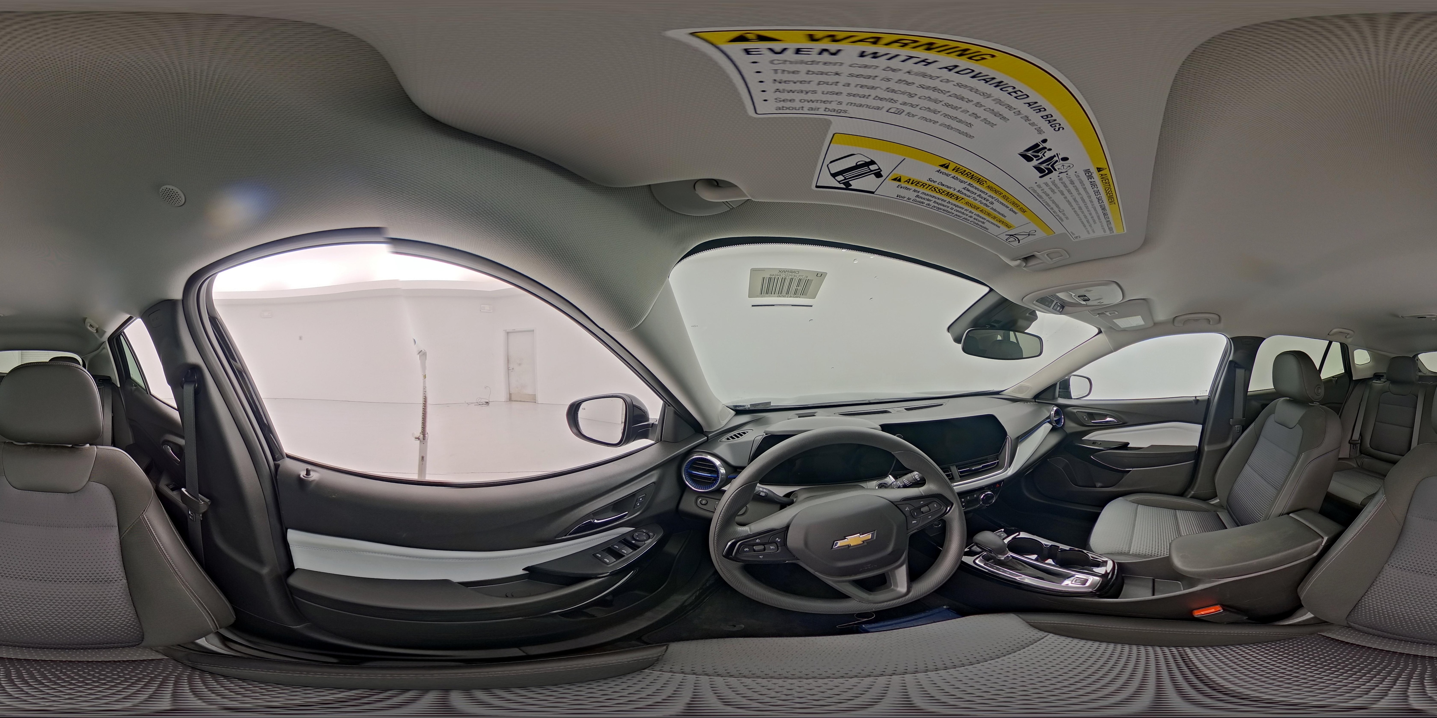 2025 Chevrolet Trax LT - Photo 26