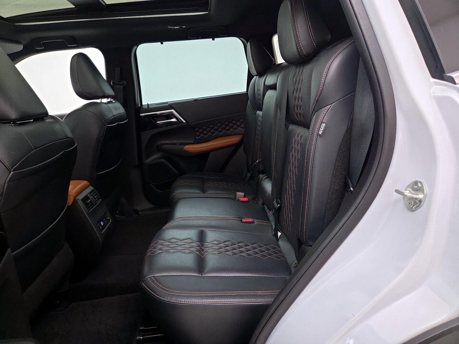 2023 Mitsubishi Outlander SEL - Photo 22