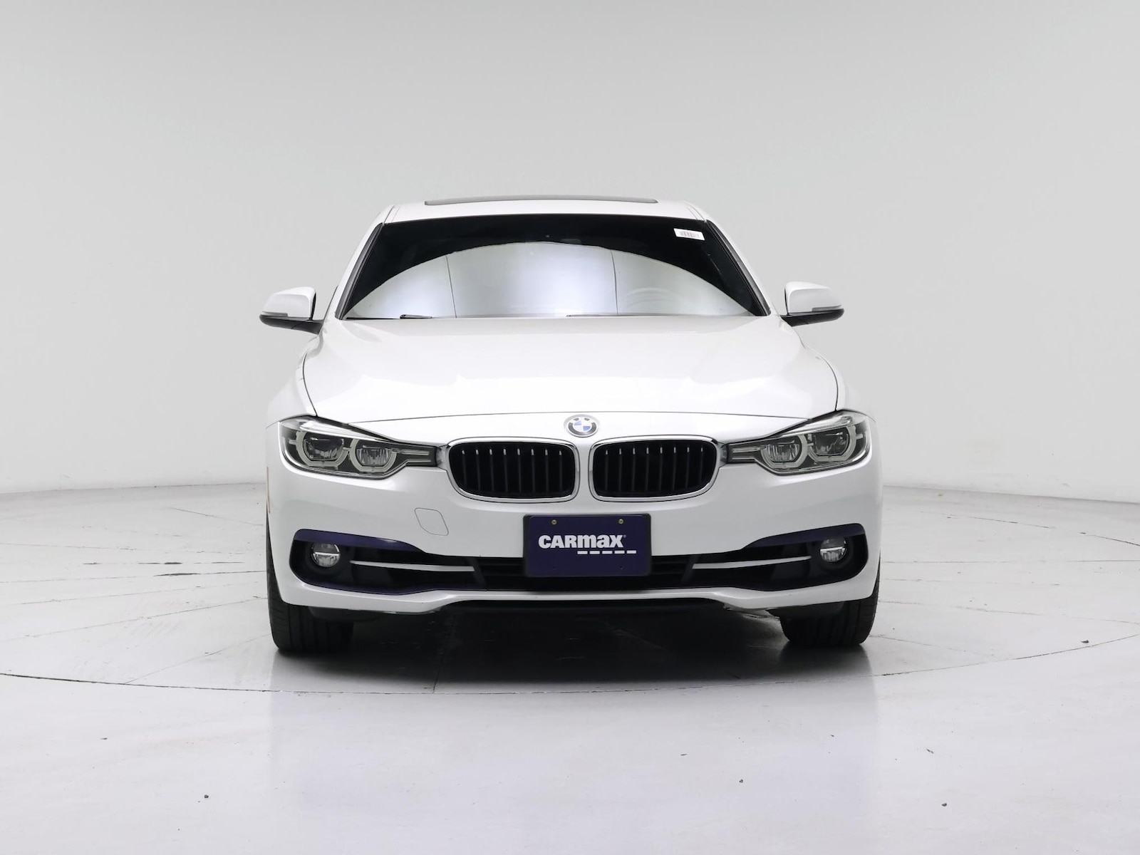 2018 BMW 3 Series 330i - Photo 6
