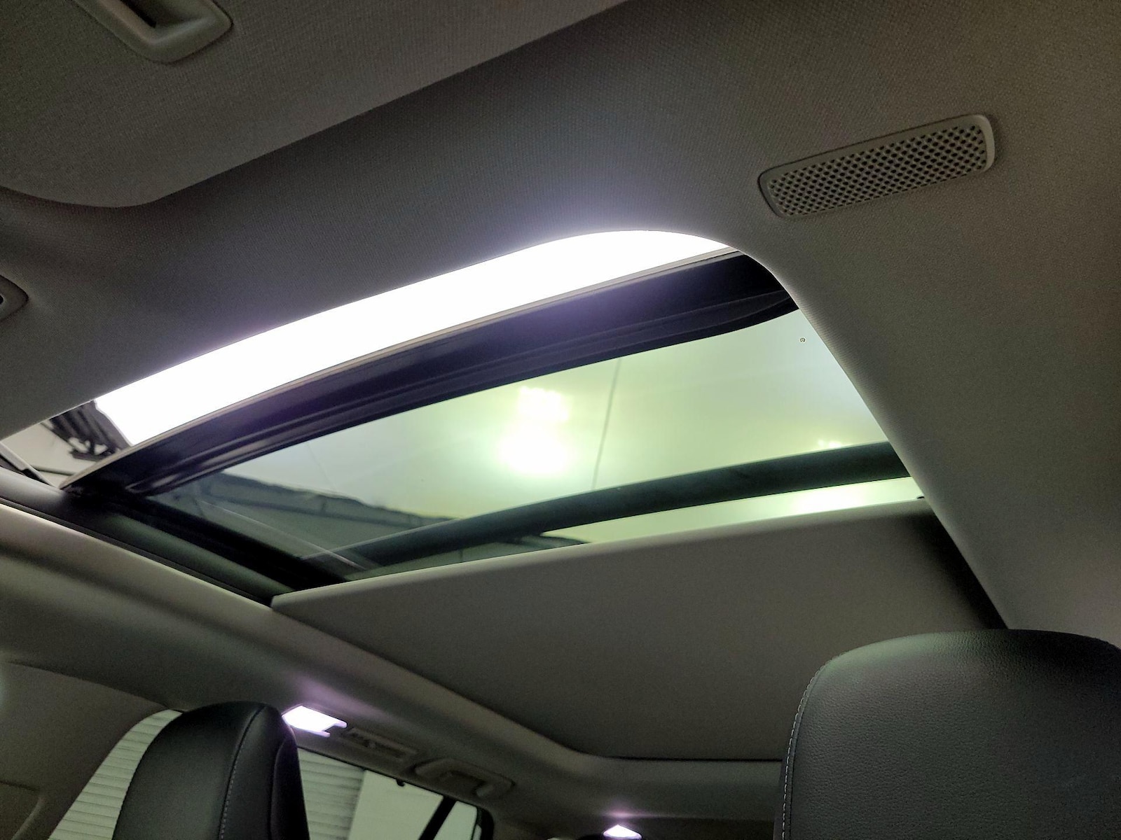 Panoramic Sunroof