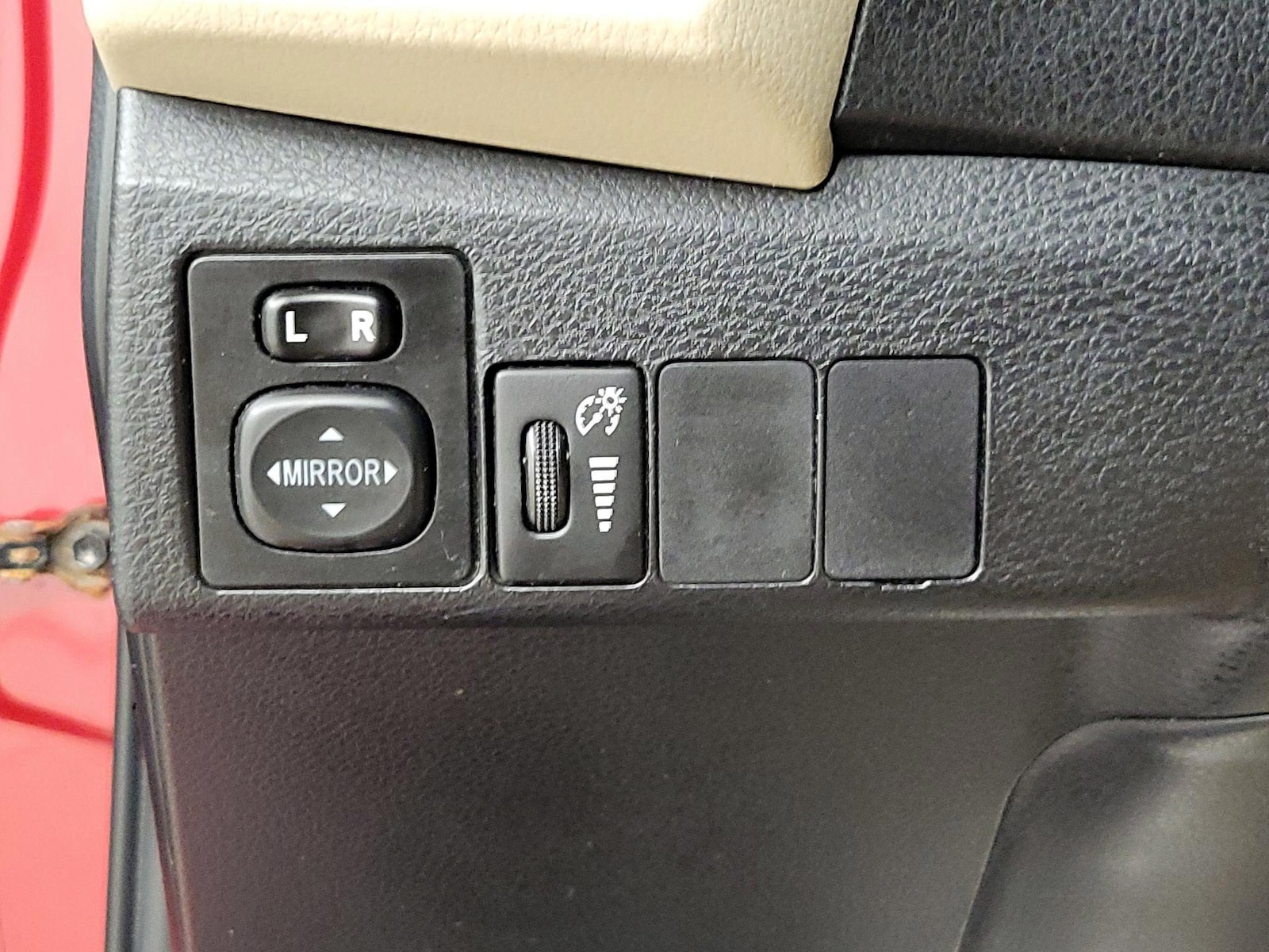 2014 Toyota Corolla LE - Photo 14