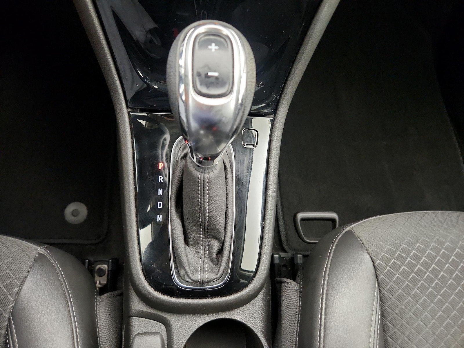 2018 Buick Encore Preferred - Photo 18
