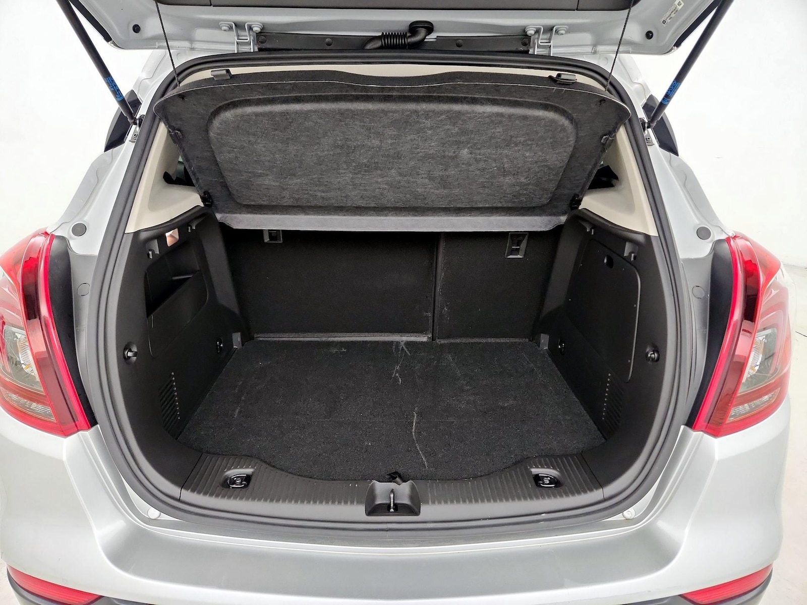 2018 Buick Encore Preferred - Photo 21