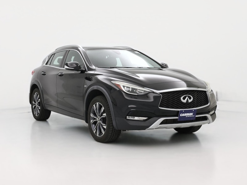 2017 Infiniti QX30 Premium