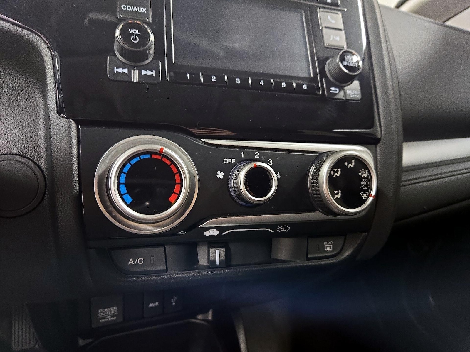2016 Honda Fit LX - Photo 17
