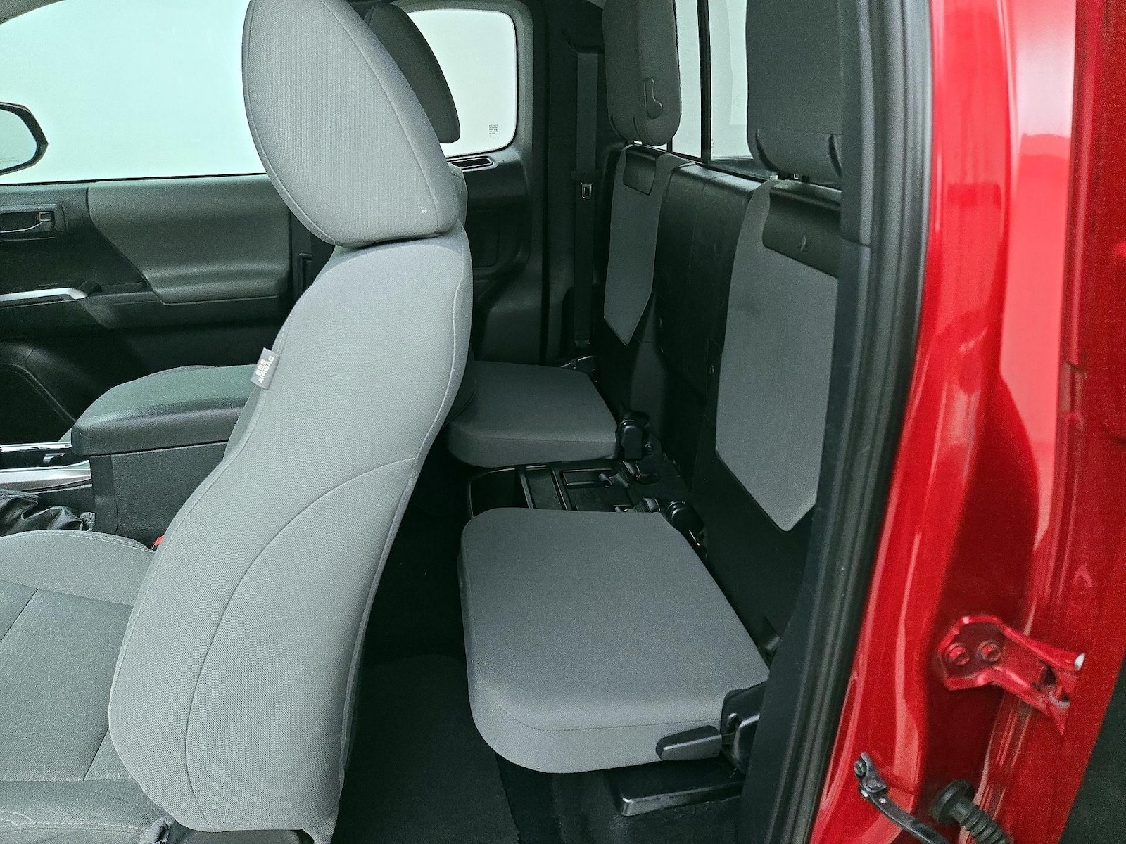 2019 Toyota Tacoma SR5 - Photo 20