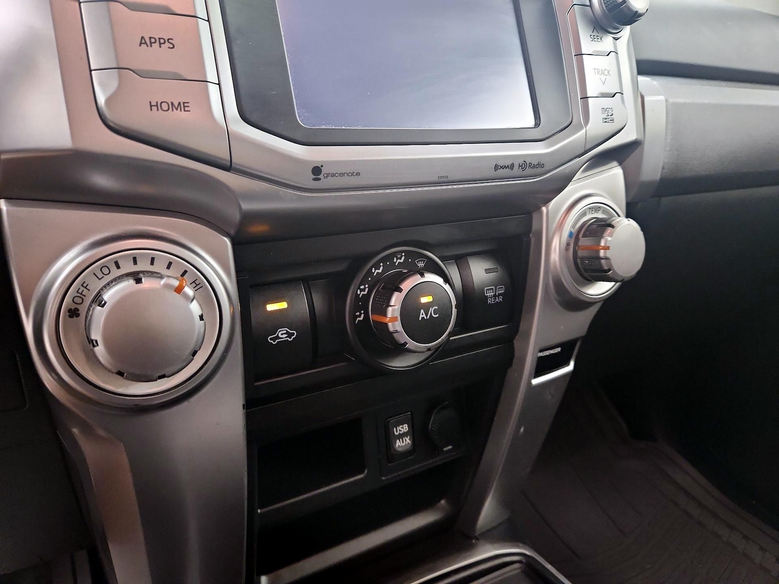 2016 Toyota 4Runner SR5 - Photo 17