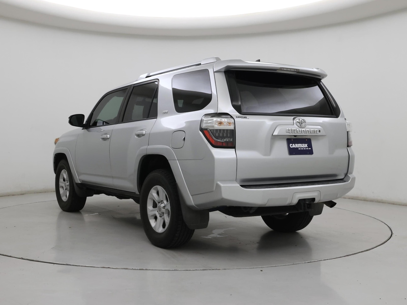 2016 Toyota 4Runner SR5 - Photo 3