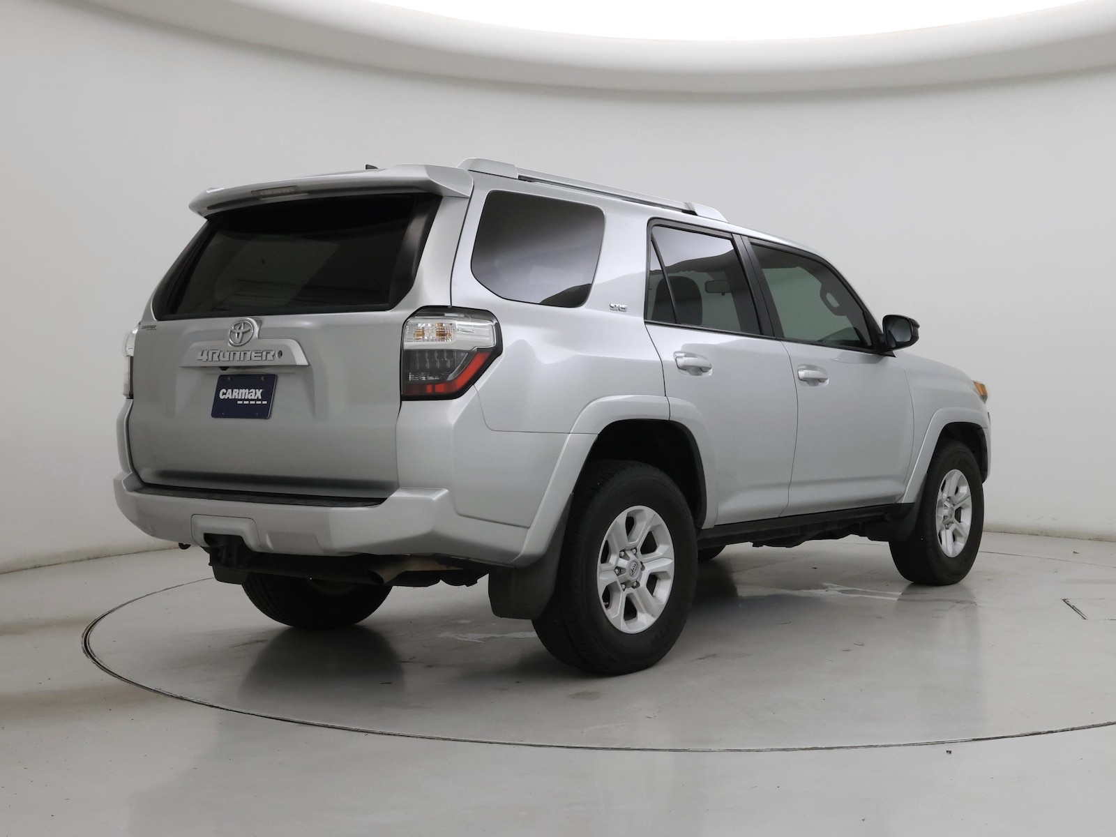 2016 Toyota 4Runner SR5 - Photo 9