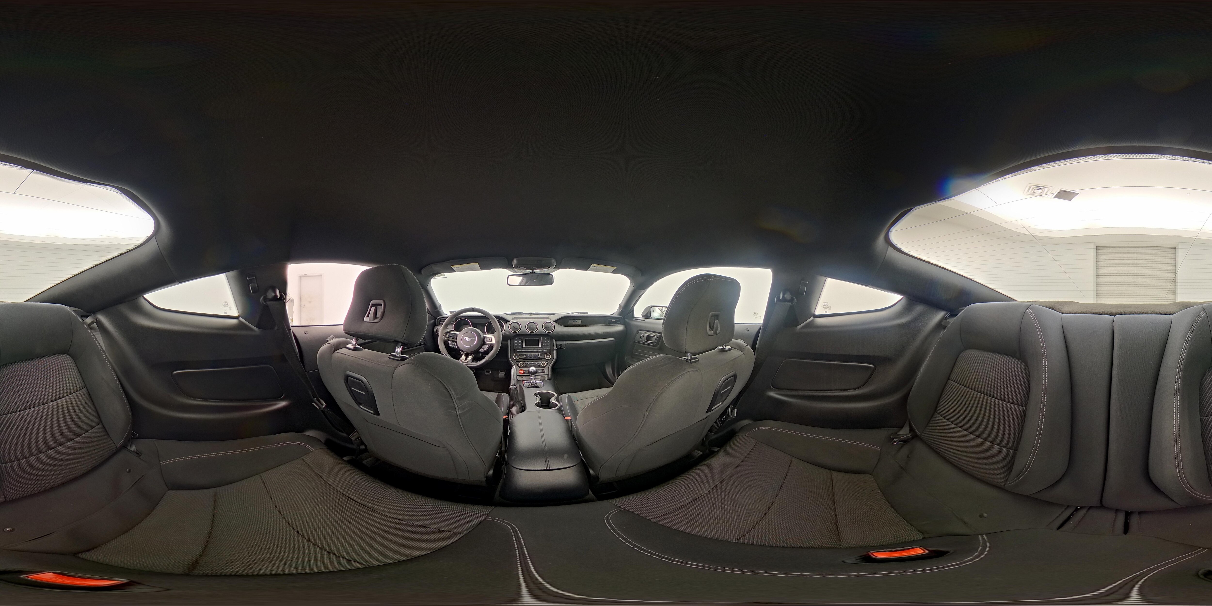 2016 Ford Mustang V6 - Photo 25