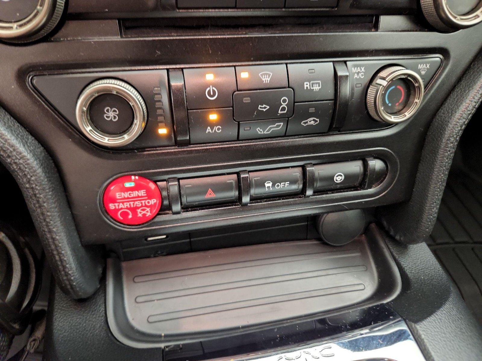 2016 Ford Mustang V6 - Photo 17