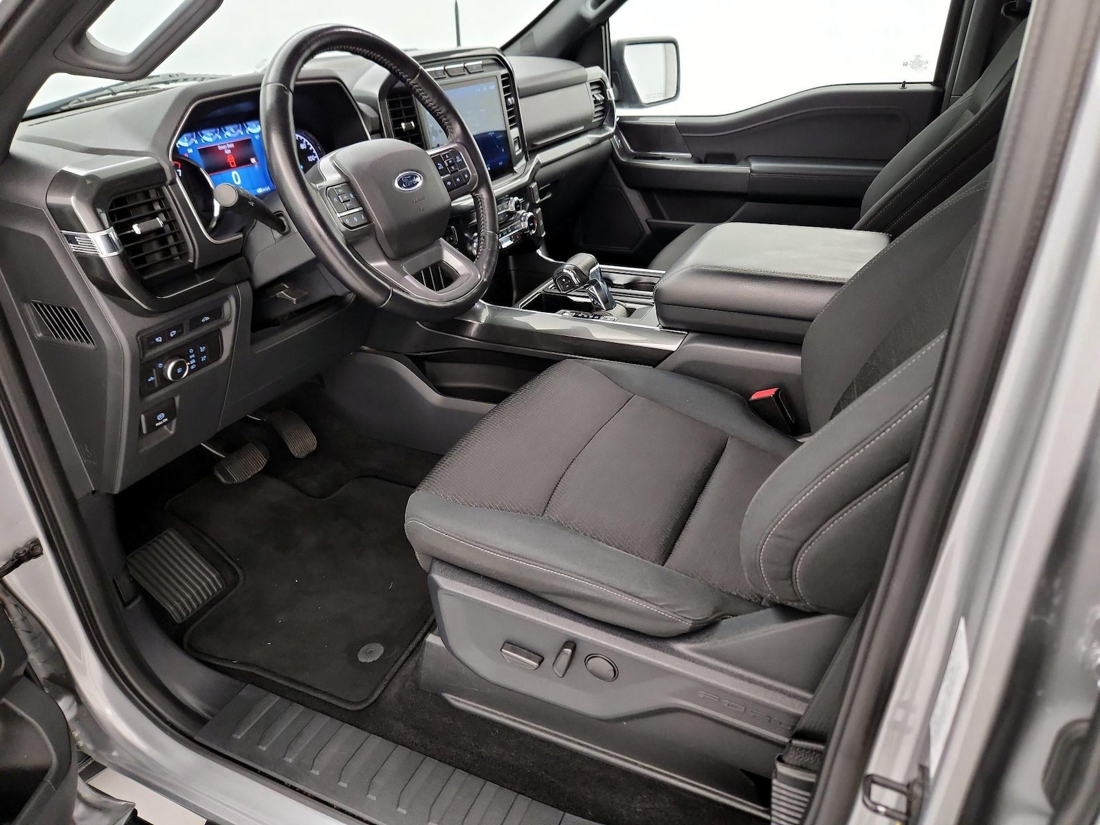2022 Ford F-150 XLT - Photo 12