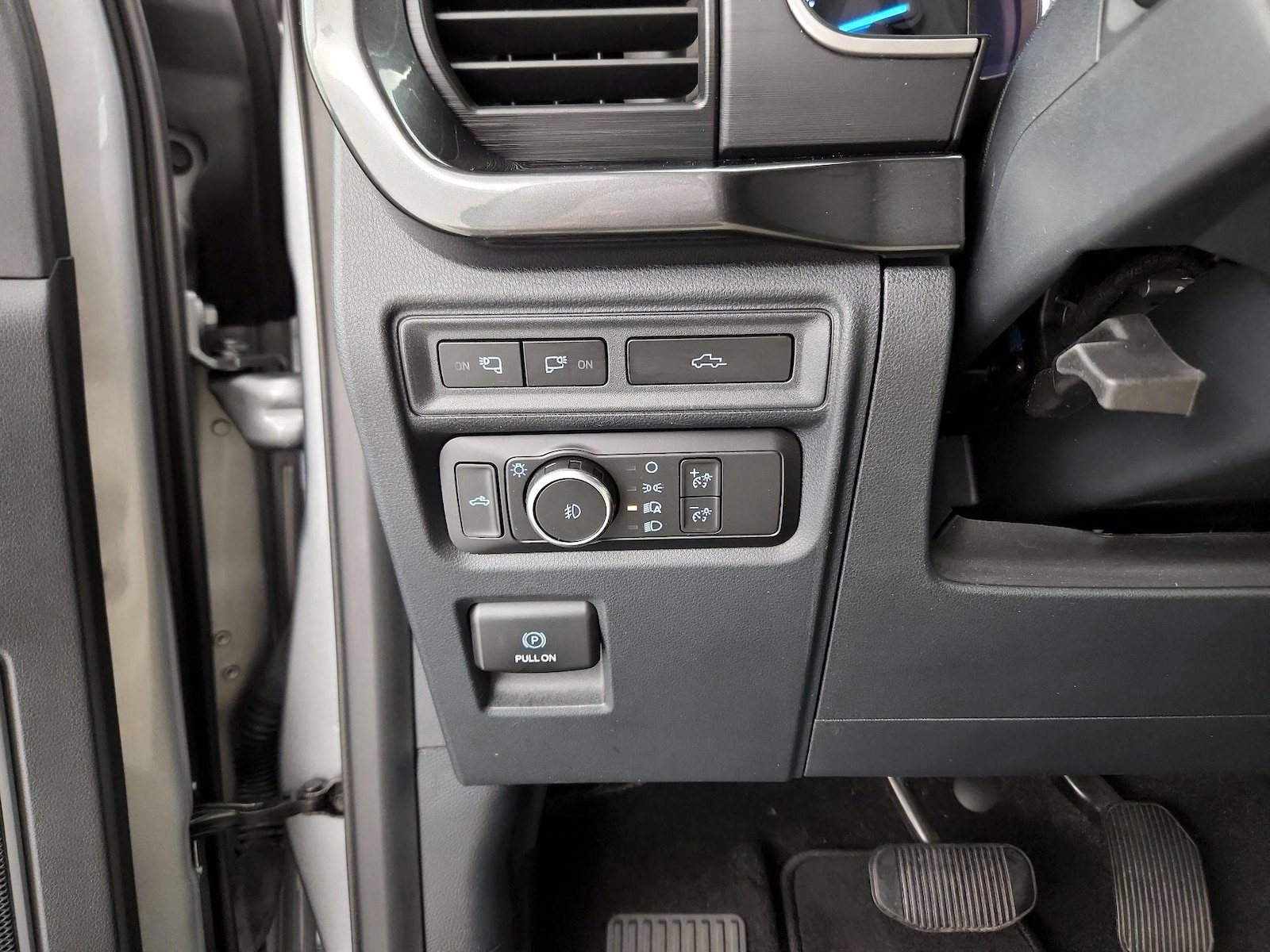 2022 Ford F-150 XLT - Photo 14