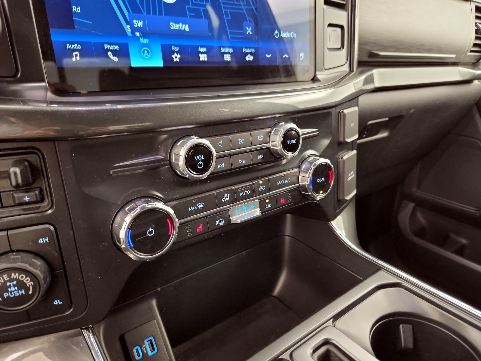 2022 Ford F-150 XLT - Photo 18