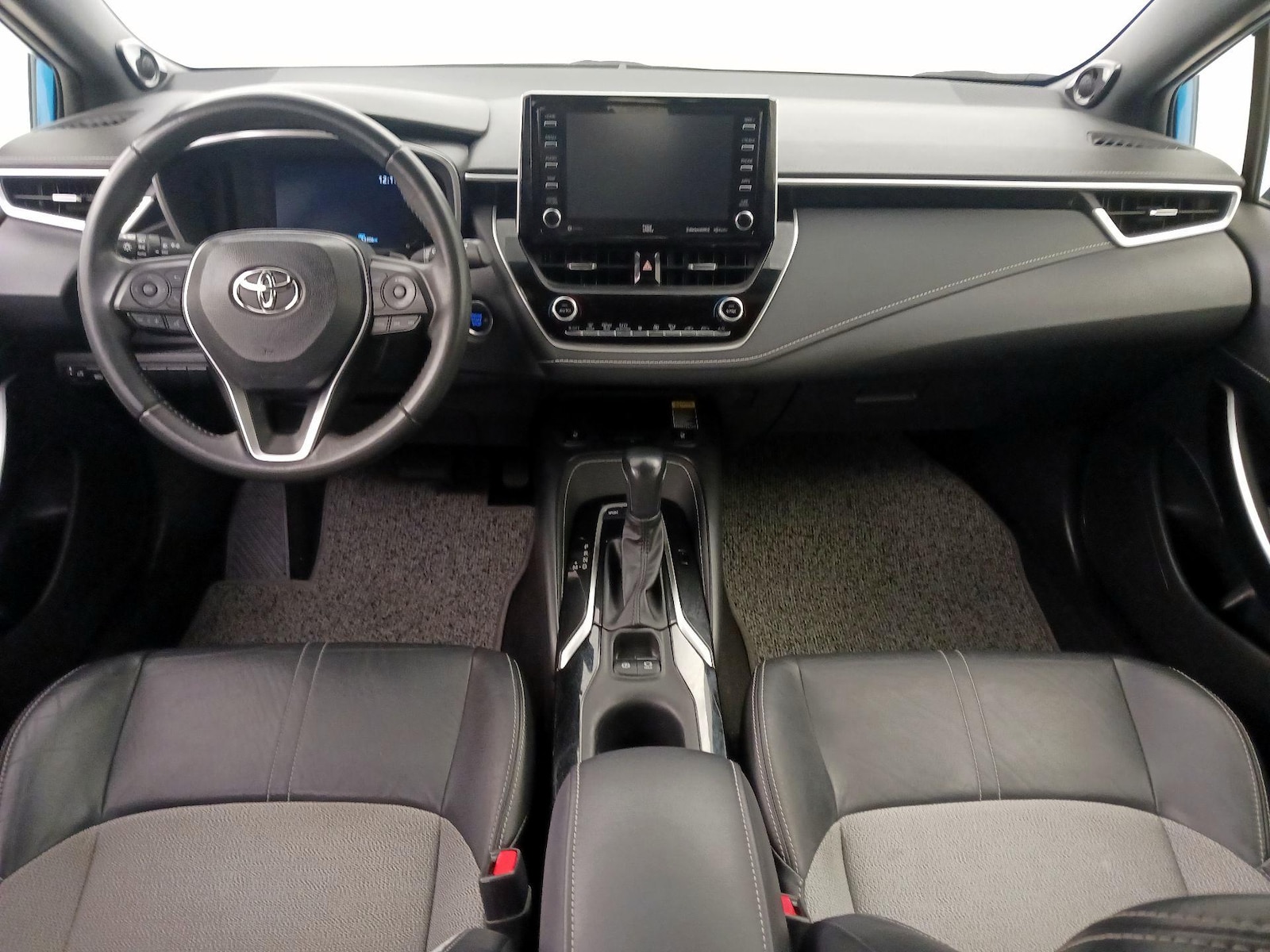 2022 Toyota Corolla Hatchback XSE - Photo 10