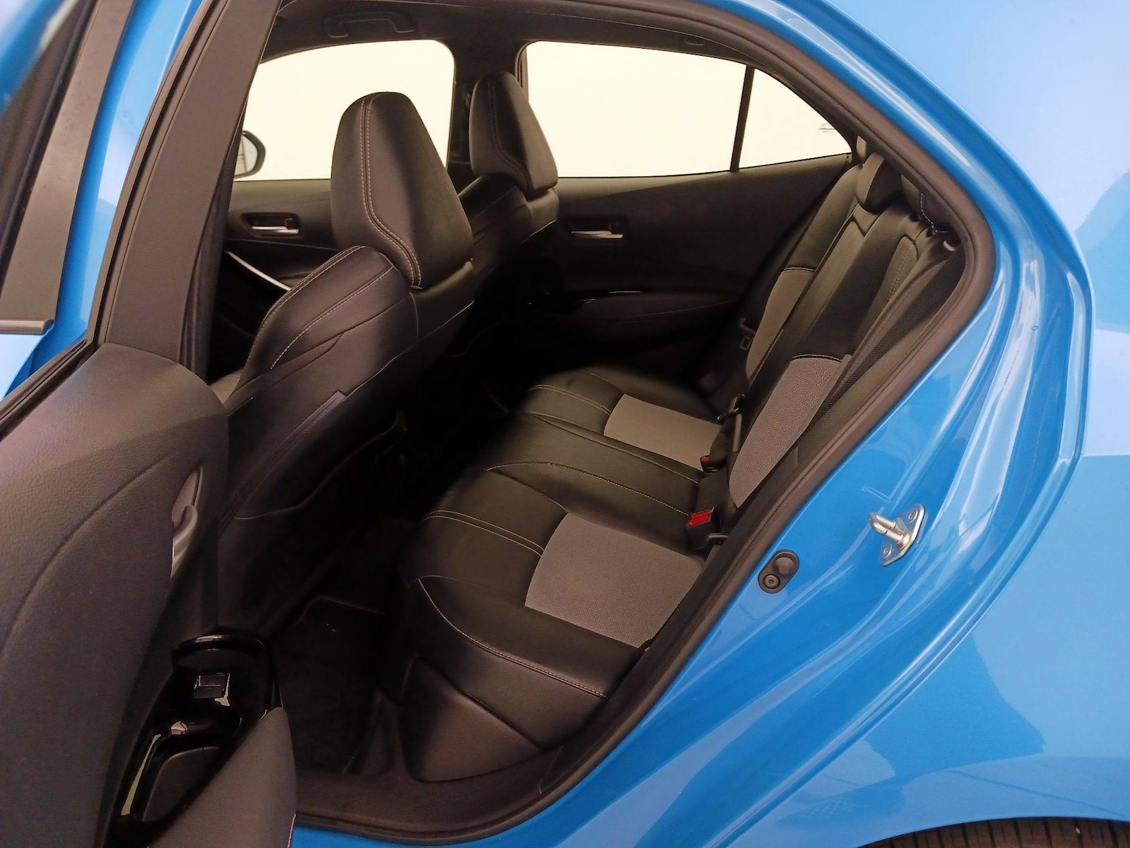 2022 Toyota Corolla Hatchback XSE - Photo 21